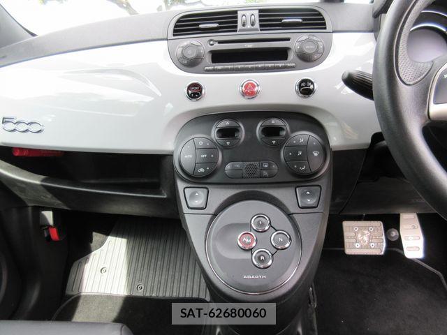 Abarth 595 2015-12 6790668-29