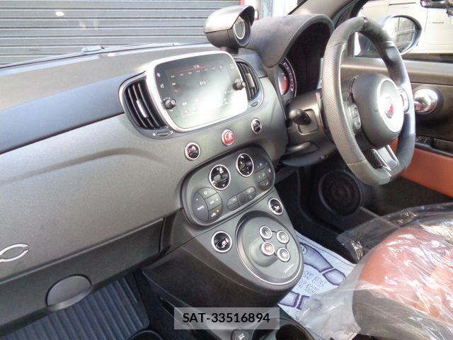 Abarth 595 2018-10 6985969-21