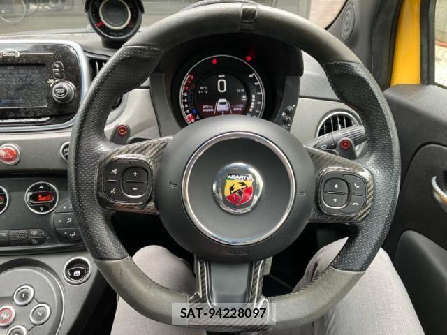 Abarth 595 2017-06 7057030-15