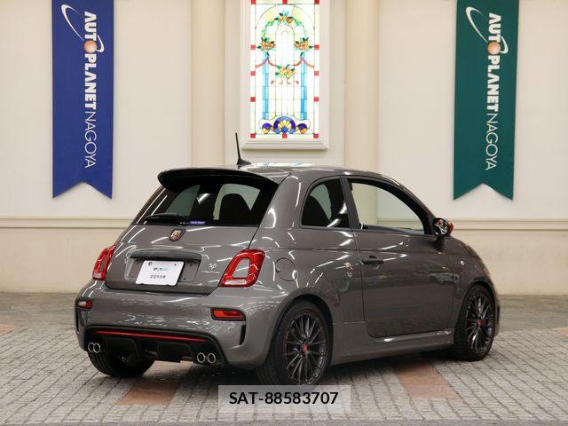Abarth 595 2022-02 7213867-2