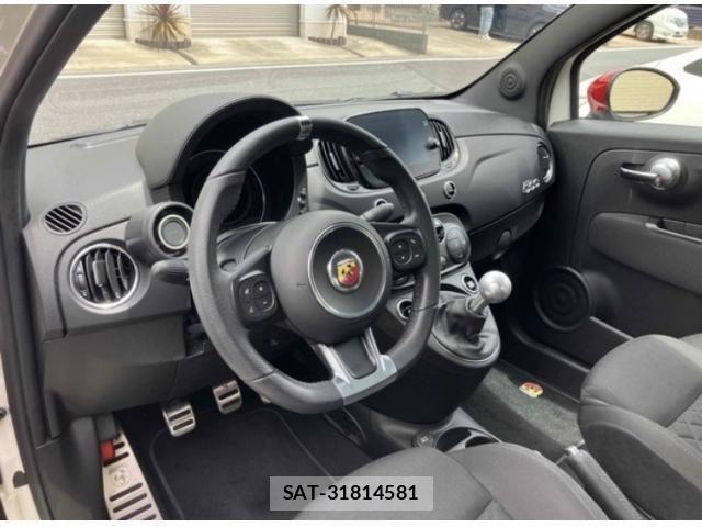 Abarth 595 2023-05 7213868-2