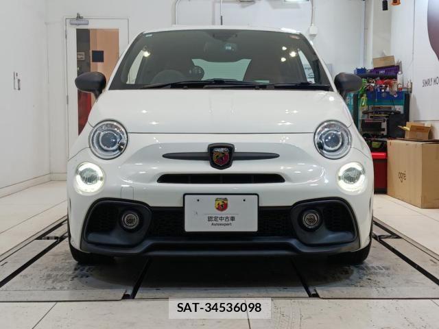 Abarth 595 2019-05 7213850-1