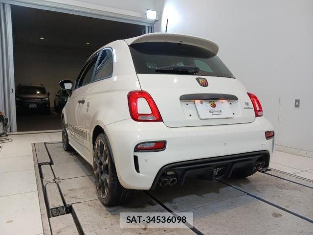 Abarth 595 2019-05 7213850-5