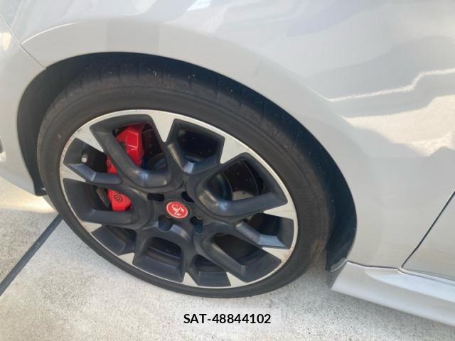 Abarth 595 2017-12 7249614-8