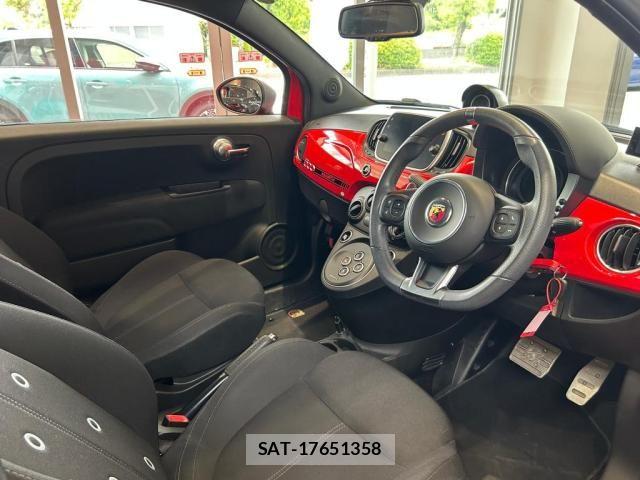 Abarth 595 2019-07 7249615-11