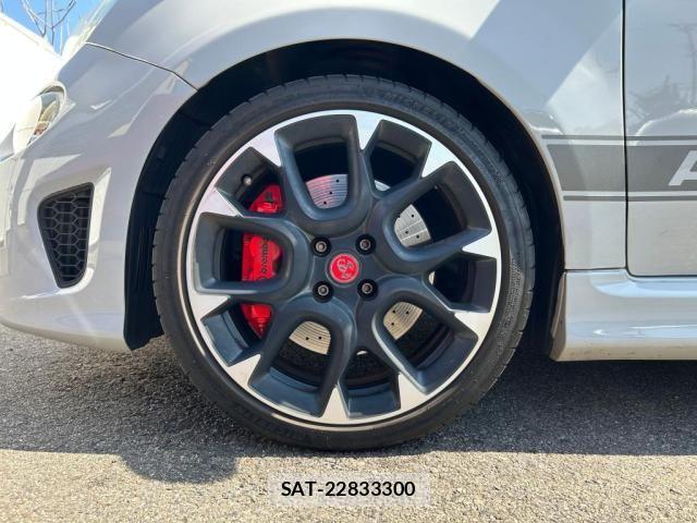 Abarth 595 2017-09 7324923-18