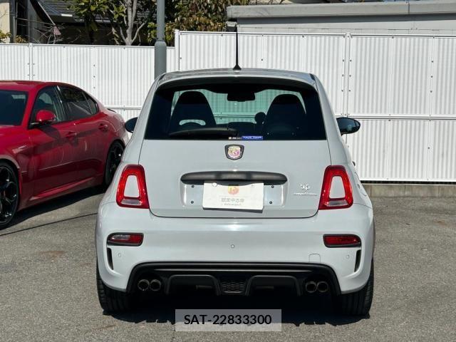 Abarth 595 2017-09 7324923-2
