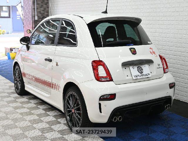 Abarth 595 2022-09 7507095-13