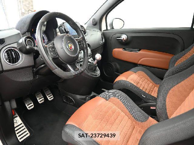 Abarth 595 2022-09 7507095-1