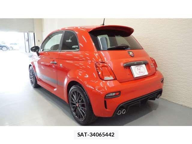 Abarth 595 2022-10 7499175-9