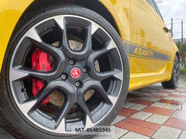 Abarth 595 2018-06 7499195-9
