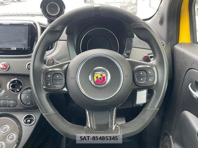 Abarth 595 2018-06 7499195-8