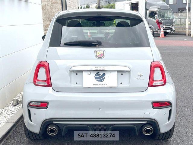 Abarth 595 2019-06 7614592-15