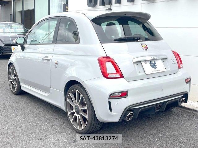 Abarth 595 2019-06 7614592-17