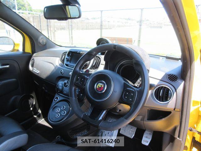 Abarth 595 2017-03 7781527-1