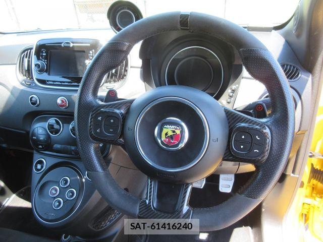 Abarth 595 2017-03 7781527-28