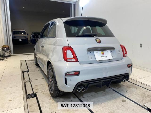 Abarth 595 2022-03 7902092-6