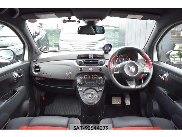 Abarth 595 2016-09 8097403-1