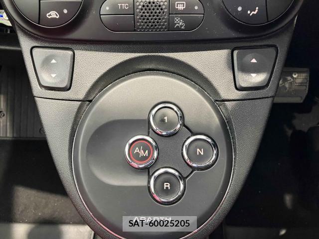 Abarth 595 2015-06 8127032-10
