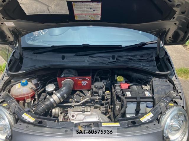 Abarth 595 2016-10 8127026-23