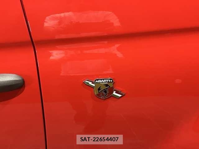 Abarth 595 2022-11 8126569-9