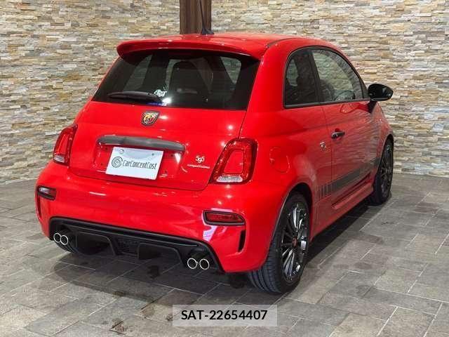Abarth 595 2022-11 8126569-11