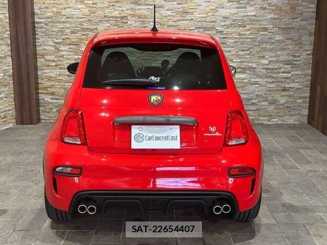 Abarth 595 2022-11 8126569-12