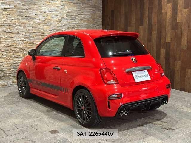 Abarth 595 2022-11 8126569-13