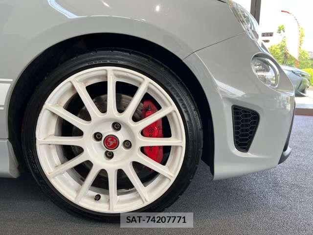 Abarth 595 2020-11 8205867-11