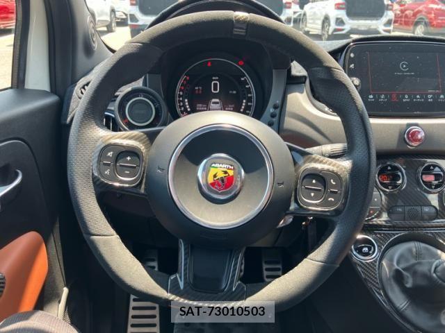 Abarth 595 2022-11 8228160-15
