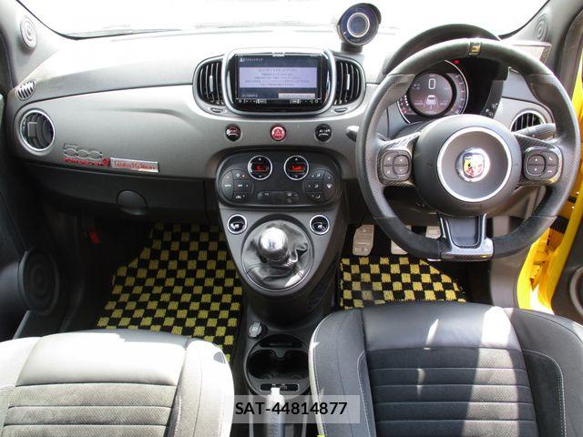Abarth 595 2017-06 8312091-1