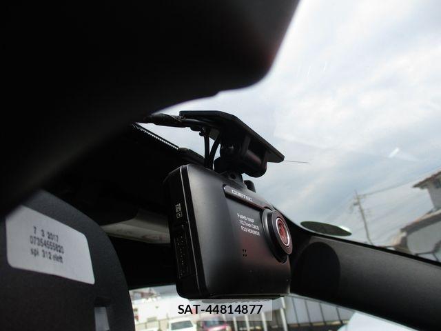 Abarth 595 2017-06 8312091-21