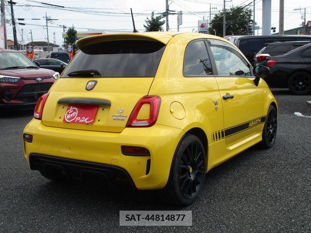 Abarth 595 2017-06 8312091-2
