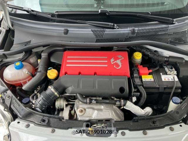 Abarth 595 2022-06 8409728-12