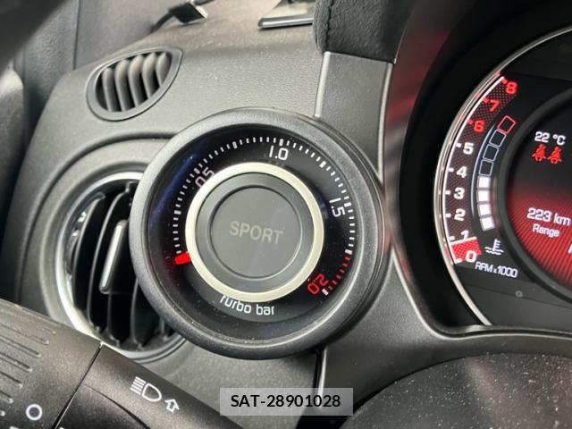 Abarth 595 2022-06 8409728-17