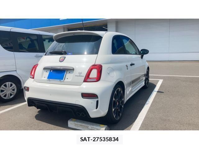 Abarth 595 2018-08 8484369-5