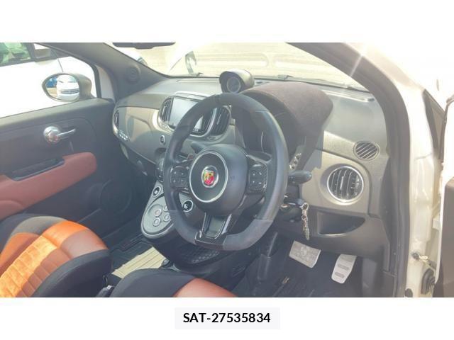 Abarth 595 2018-08 8484369-8