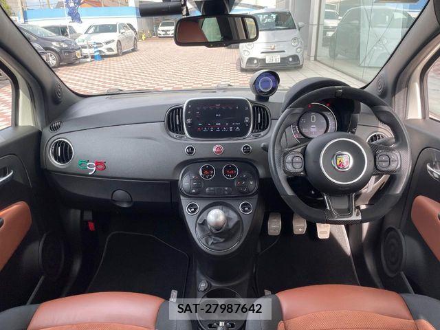 Abarth 595 2021-08 8522577-1