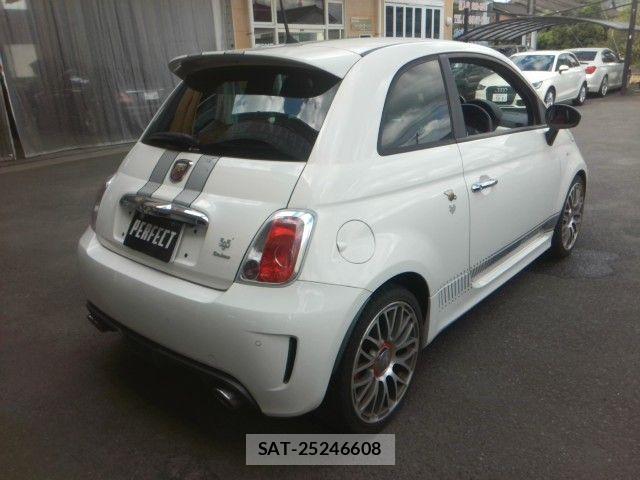 Abarth 595 2014-06 8522550-2