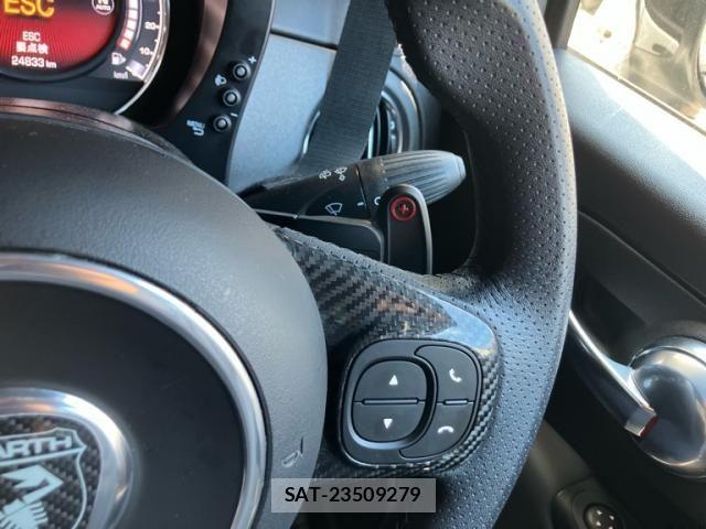 Abarth 595 2021-11 8560628-17