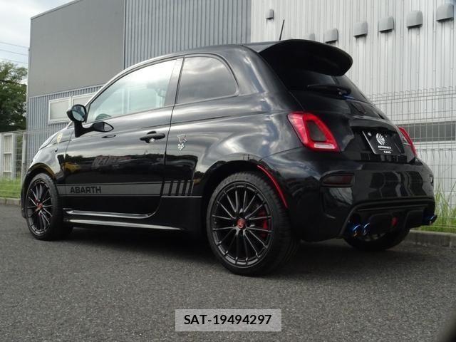 Abarth 595 2022-04 8625578-2