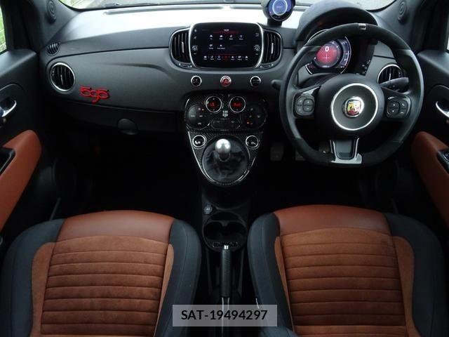 Abarth 595 2022-04 8625578-7