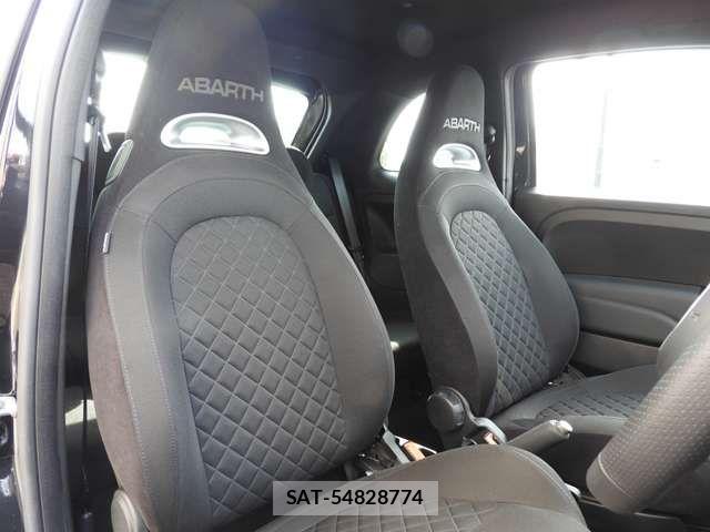 Abarth 595 2025-01 8657122-12