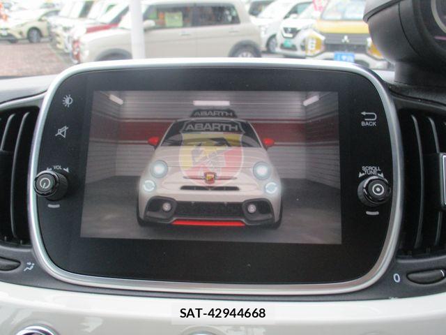Abarth 595 2019-05 8739783-10