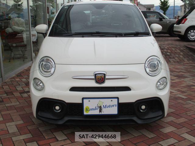 Abarth 595 2019-05 8739783-2