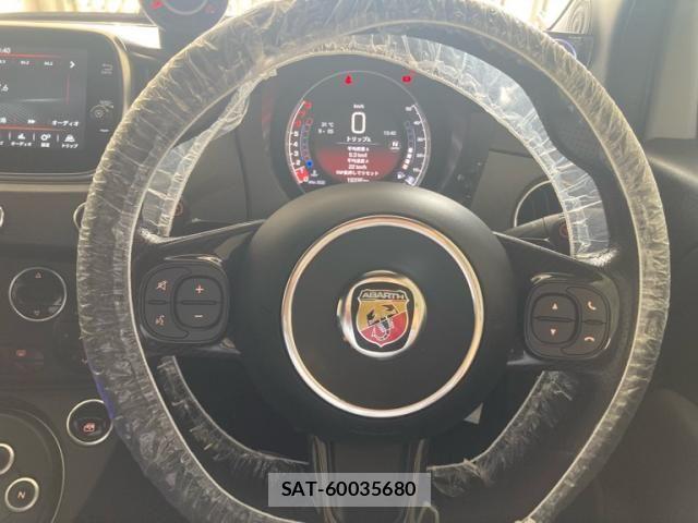 Abarth 595 2021-10 8779021-18
