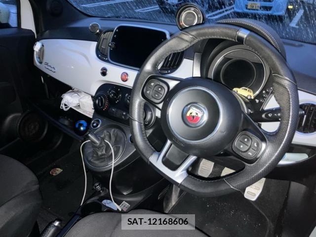 Abarth 595 2019-06 8847844-12