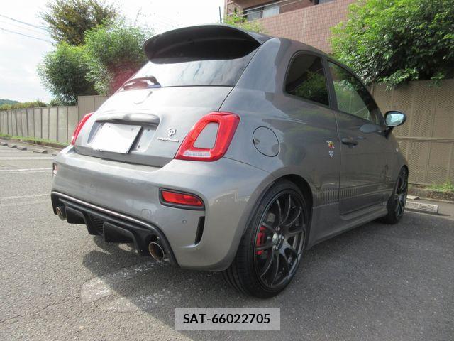 Abarth 595 2022-05 8878452-13
