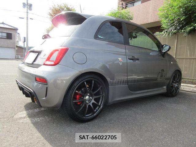 Abarth 595 2022-05 8878452-14