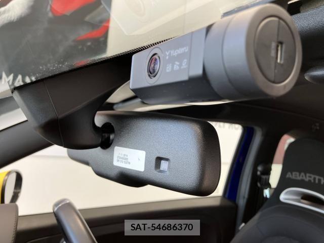 Abarth 595 2020-06 8127038-16